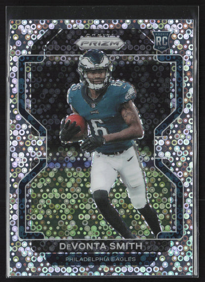 2021 Panini Prizm #V-335 DeVonta Smith Rookie Variations Prizms No Huddle